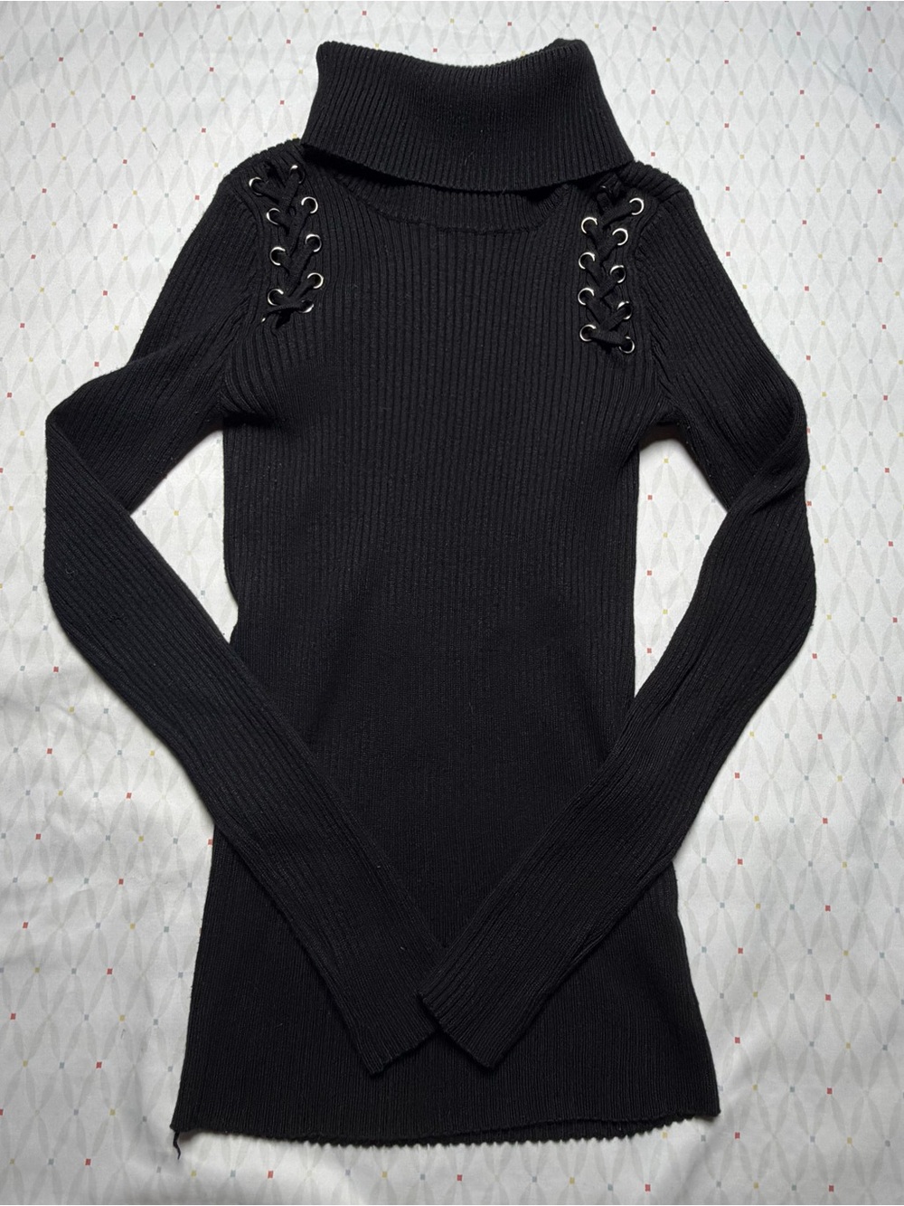 Y2K Almost Famous Black Ribbed Lace-Up Shoulder Turtleneck Sweater Size S